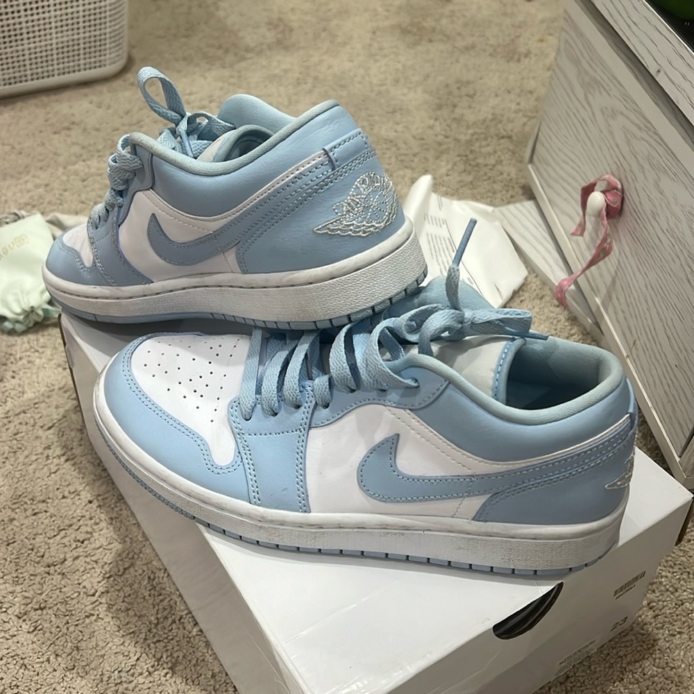 Jordan 1 Low White Ice Blue Women’s